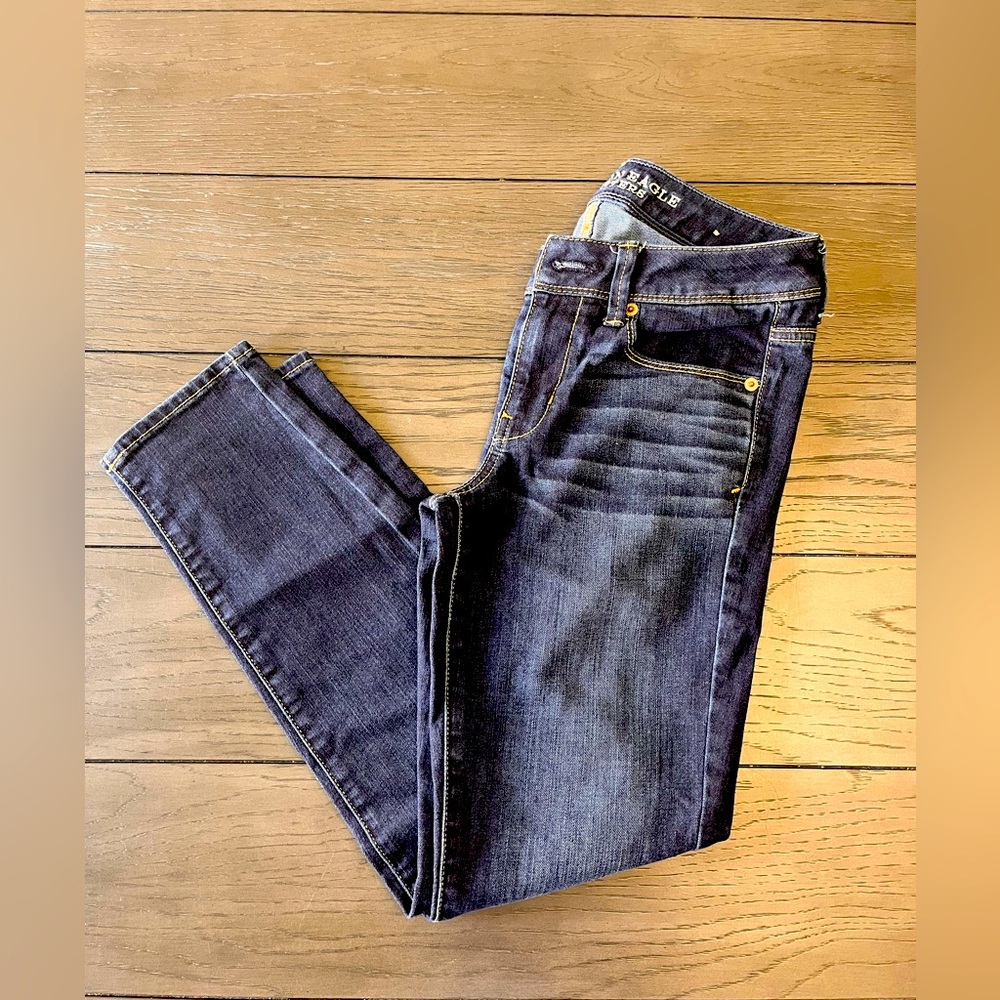 Women’s super skinny American Eagle jeans size 4 short